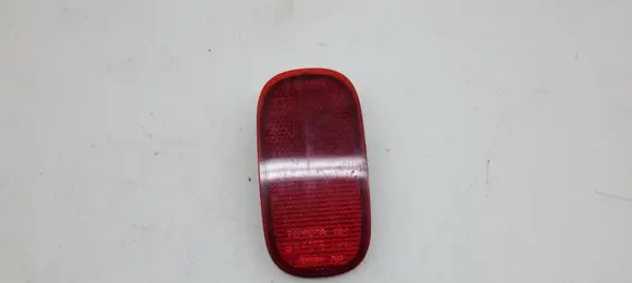 Toyota RAV 4 (XA20) Rear tail light reflector 8191042010