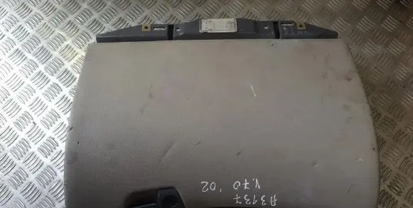 Volvo V70 Glove box 8650374