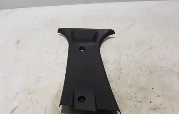 Dacia Sandero III (B) pillar trim (top) 769168835R