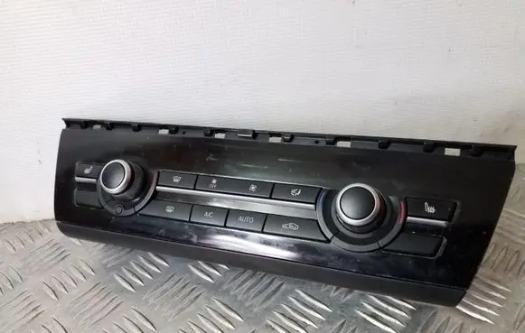 BMW 5 F10 F11 Climate control unit 9306149