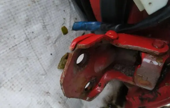 Mazda MX-3 Front door upper hinge