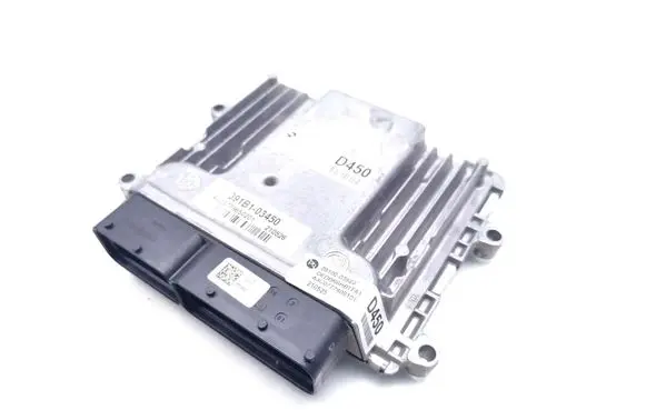 Volkswagen PASSAT B5 Engine control unit/module 39100-03923 A3C0777800101