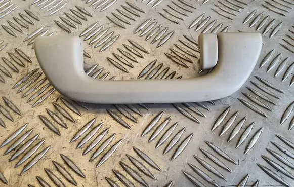 Honda CR-V Rear interior roof grab handle