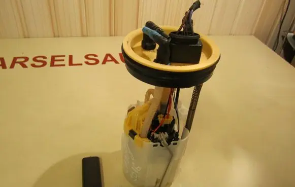 Volkswagen Caddy In-tank fuel pump 0580203233