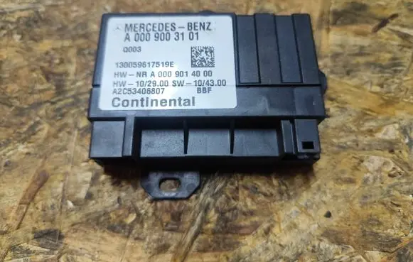 Mercedes-Benz C W204 Fuel injection pump control unit/module A0009003101 130059617519E A0009014000