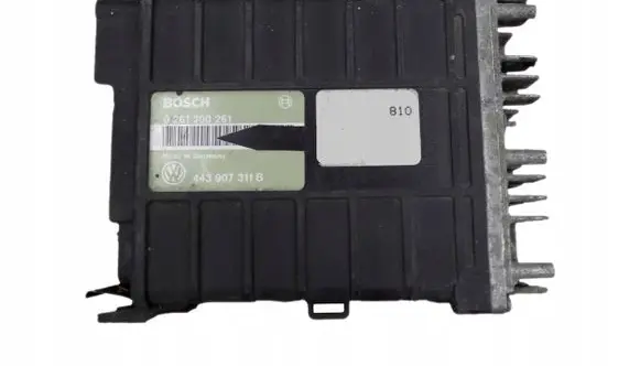 Volkswagen PASSAT B3 Engine control unit/module 443907311B