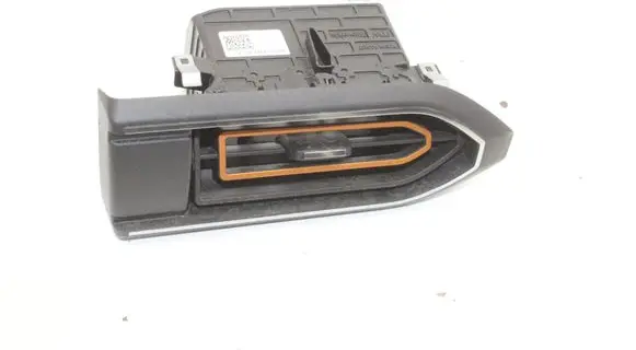 Dacia Sandero III Dashboard air vent grill cover trim 687614946R
