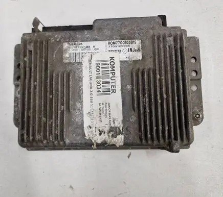 Renault Laguna I Engine control unit/module 7700105819 S113722103B 7700105985