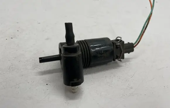 Opel Zafira C Windscreen/windshield washer pump