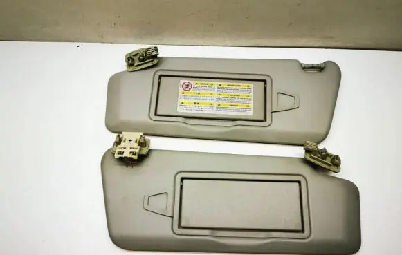 Mercedes-Benz C W204 Sun visor A2218171720