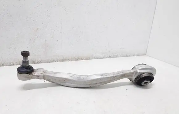 Mercedes-Benz C W204 Front control arm A2043307411 2043307411