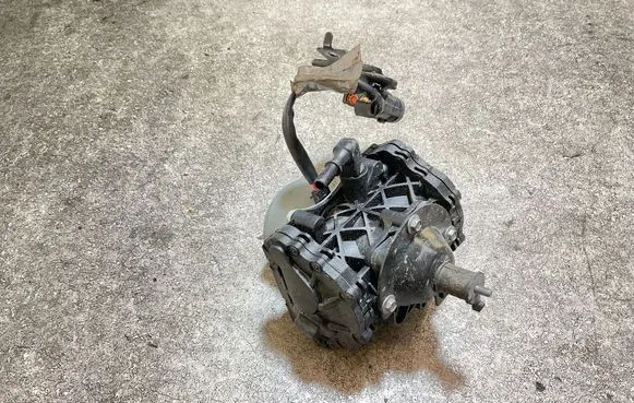 Citroen C4 III e-C4 Vacuum pump 9835028580 0418350 03710207644