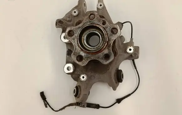 BMW 4 G22 G23 G24 G26 Rear wheel hub 6879523 6879525
