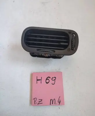 Mazda 626 Dashboard side air vent grill/cover trim GA5R90731Z