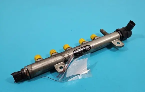 Opel Zafira B Fuel main line pipe 0445214056 IMPRK1368004
