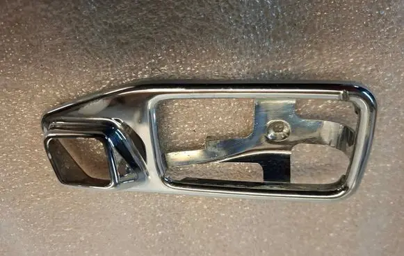 Mercedes-Benz W123 Front door interior handle trim 7660211