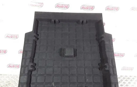 Trunk/boot mat liner