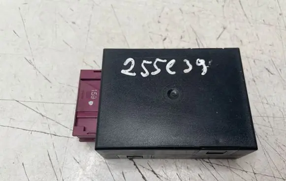 BMW 5 E39 Fuel injection pump control unit/module 55892110 61358375964