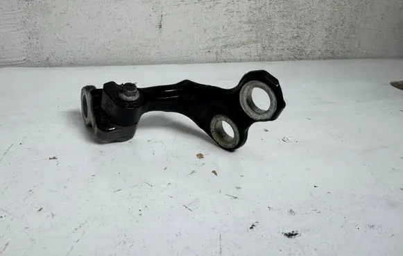 Ford Kuga I Front door upper hinge 470BL