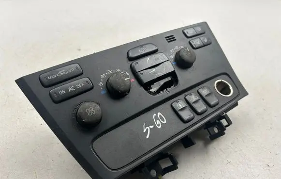 Volvo S60 Climate control unit 8691876 M707BA00124