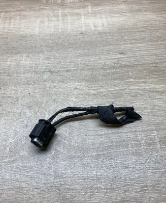 BMW 1 E81 E87 Plug wire 14520491 04520501