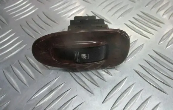 KIA Spectra Electric window control switch