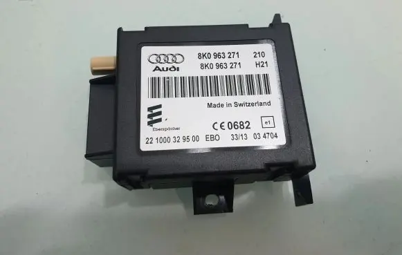 Volkswagen Touareg II Auxiliary heating control unit/module 8K0963271
