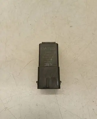 Citroen C3 Glow plug pre-heat relay 9802424080 51299065 26B14