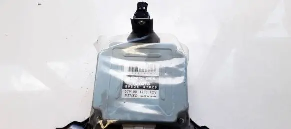 Toyota Prius (XW20) Gearbox control unit/module 8953547020 89535-47020