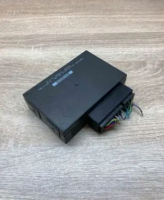 Skoda Fabia Mk2 (5J) Comfort/convenience module 5J0959433 5DK008127 WITHPLUG