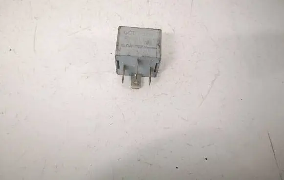 Audi A3 S3 8P Other relay 141951253B
