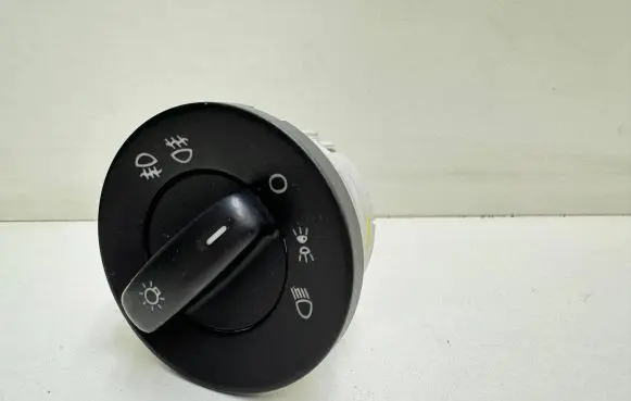 Skoda Octavia Mk2 (1Z) Light switch 1Z0941431C 748500470000 9416103