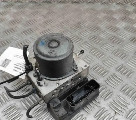 Nissan Leaf II (ZE1) ABS Pump 476605SH0A