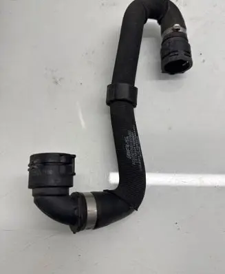Mercedes-Benz S C217 Engine coolant pipe/hose A2225017001