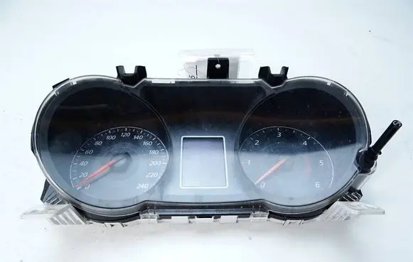 Mitsubishi Lancer VIII Speedometer (instrument cluster) 8100B125A