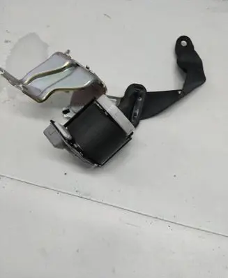 Toyota Auris E180 Rear seatbelt 502QLA31NU 309310899483