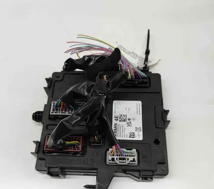 Nissan Qashqai J12 Central body control module 284B26RS3E
