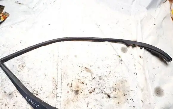 Mercedes-Benz E W211 Other front door trim element a2117250171 1-5007-000