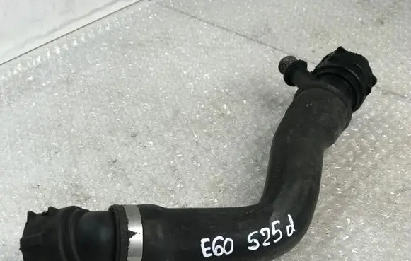 BMW 5 E60 E61 Coolant pipe/hose 7789742 7789723
