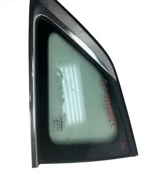 Renault Megane IV Rear vent window glass 833064816R