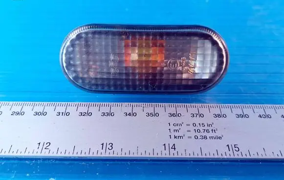 Volkswagen Golf IV Front fender indicator light 3B0949117C