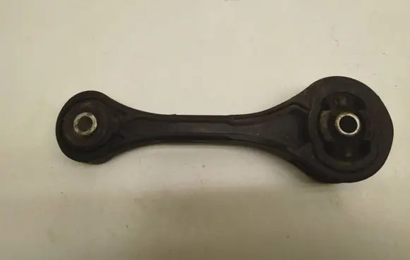 Subaru Forester SG Engine mount bracket 1f6c0402
