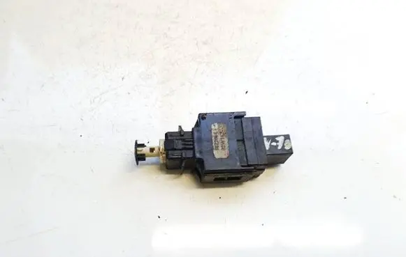 Volvo V70 Brake pedal sensor switch 8622064 02w162