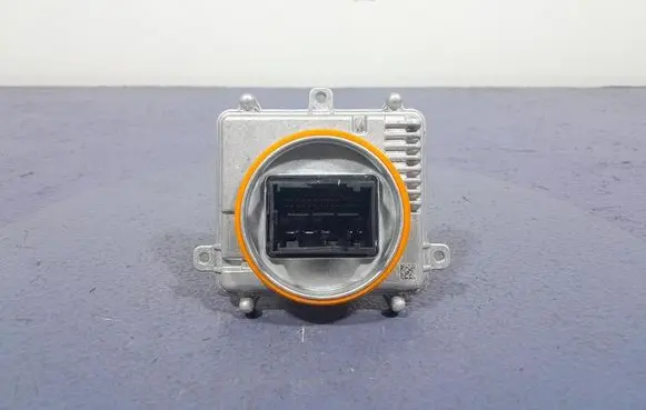 Skoda Superb B5 (3U) Voltage converter/converter module 992941571AJ