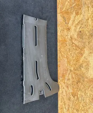 Audi e-tron Cabin air duct channel 4KE819801A 4KE819801