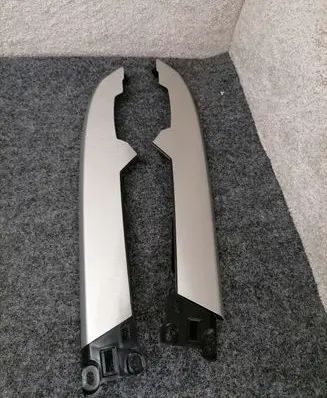 Land Rover Discovery 5 Centre console side trim front HY32640E72BC HY32640E73BC