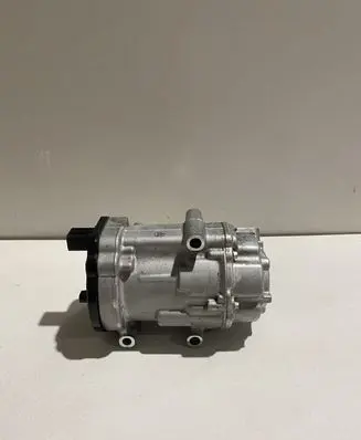 Lexus UX Air conditioning (A/C) compressor (pump) 0424091101 10D44947