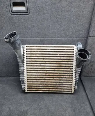 Audi Q7 4L Intercooler radiator 7L6145803D 7L6145803J