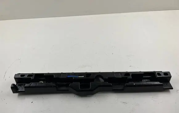 BMW M5 F90 Sill supporting ledge 7387344