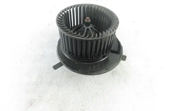 Volkswagen Golf V Heater fan/blower 1K1819015